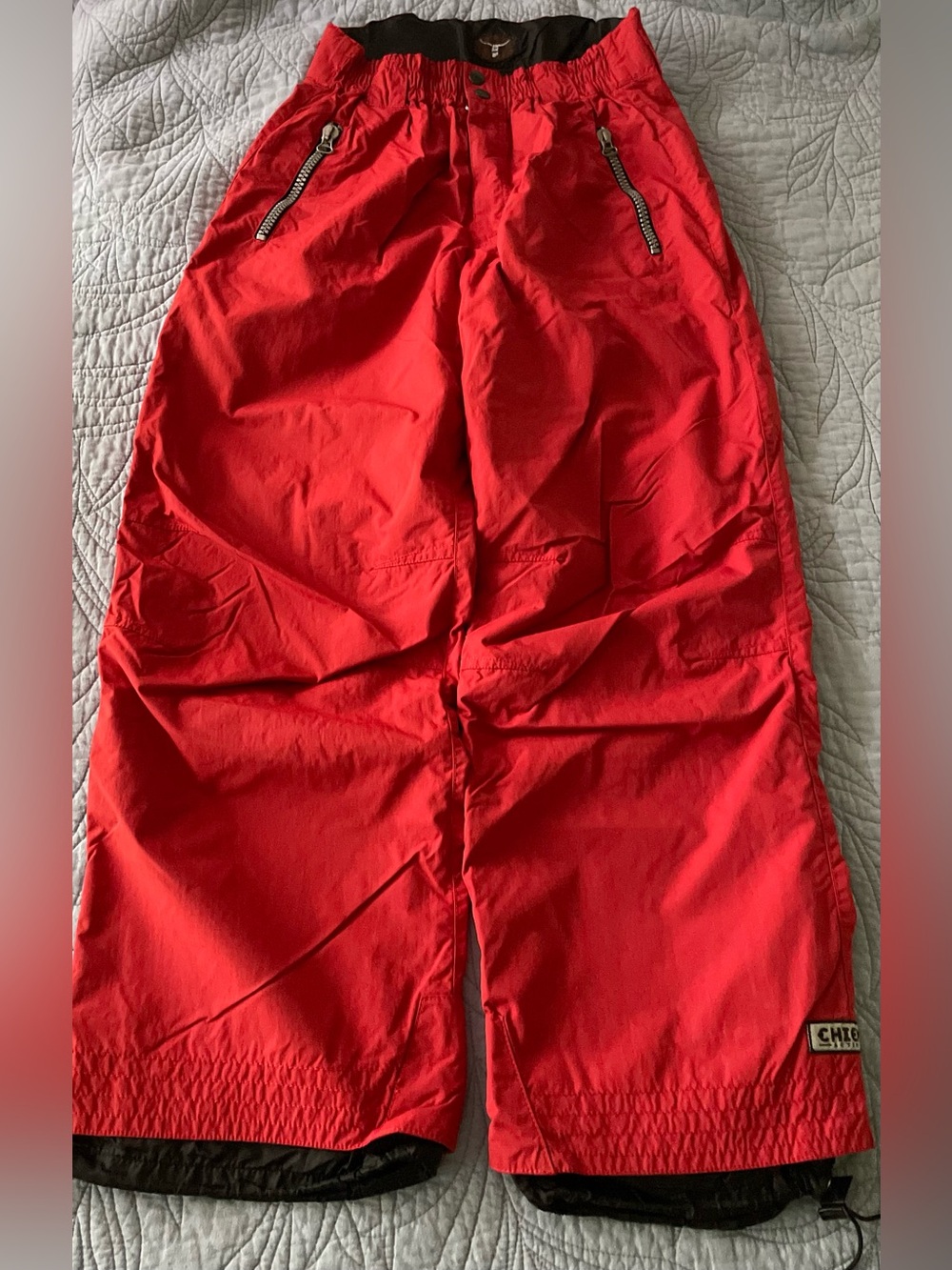 Chiemsee Ski/Snowboard Pants 
Men’s Size M Red